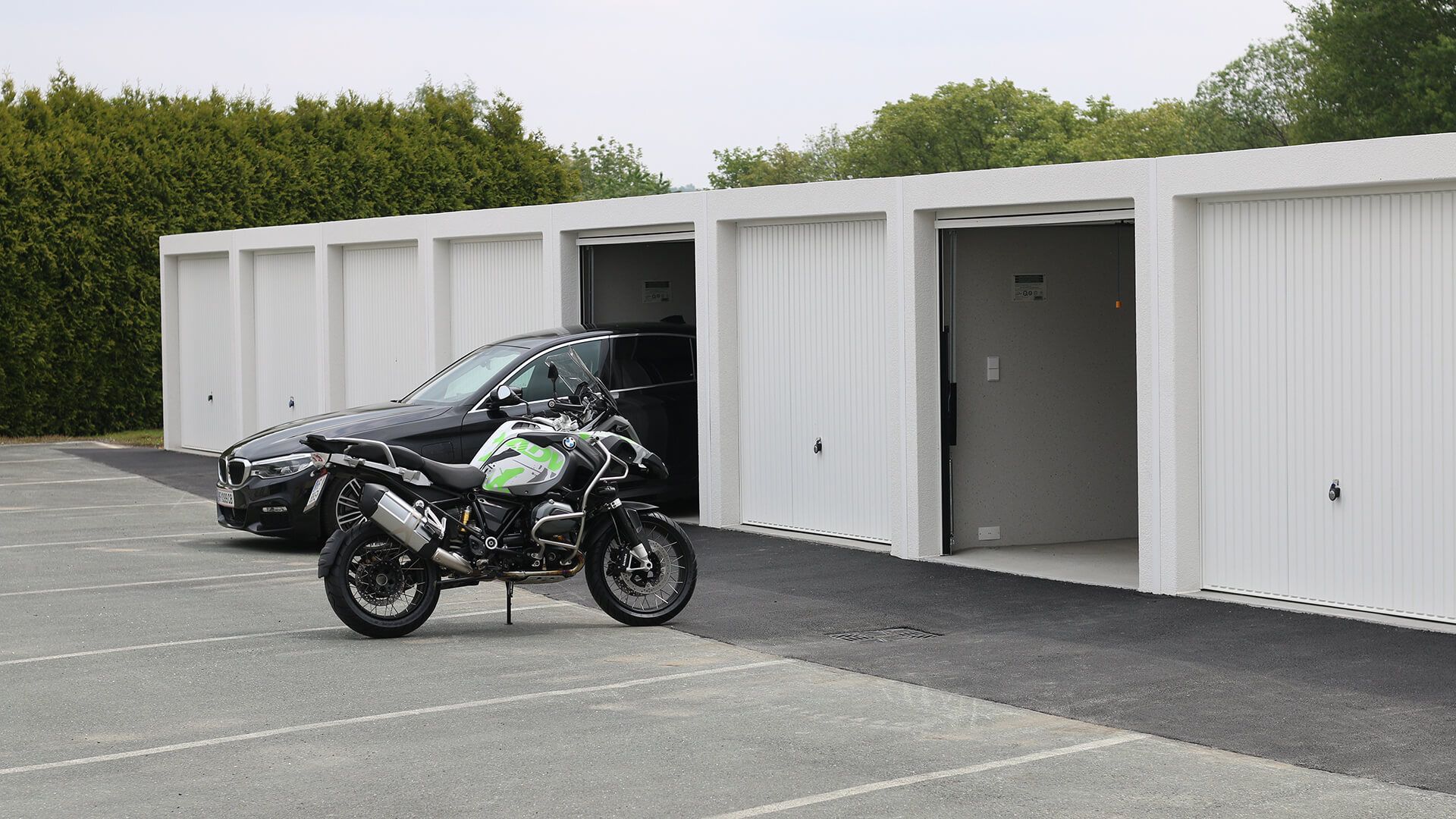 Unsere Garagen in Markt Allhau - ideal für Oldtimer, Motorrad, Autos und mehr! 